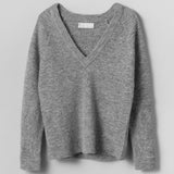 Bravo V- Neck Light Gray