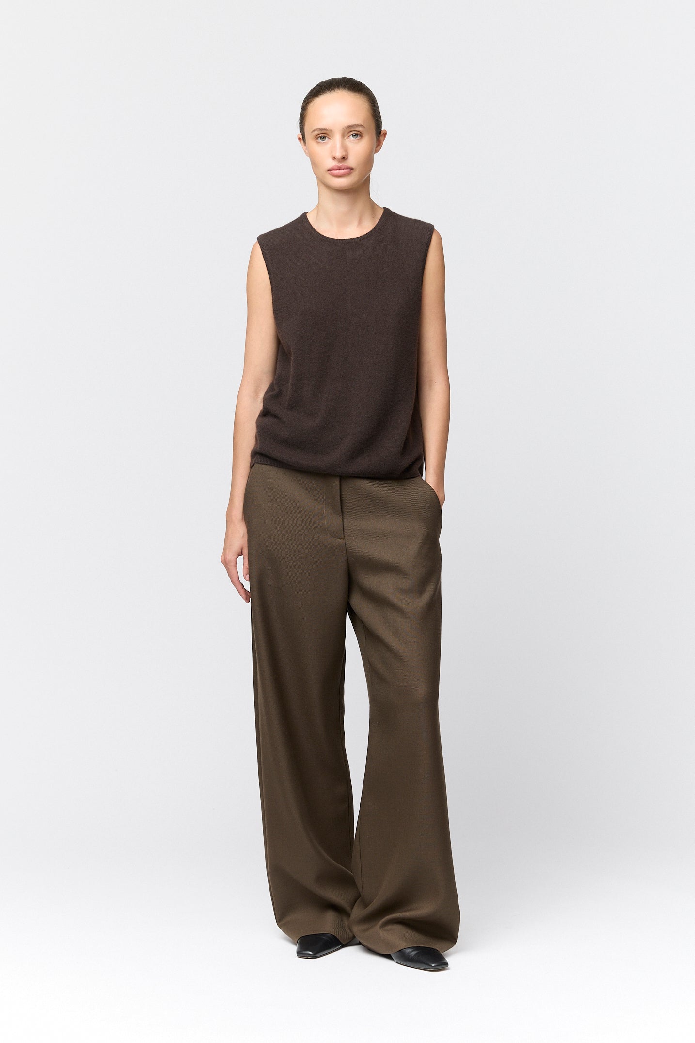 Classic Cashmere Tank Chocolate