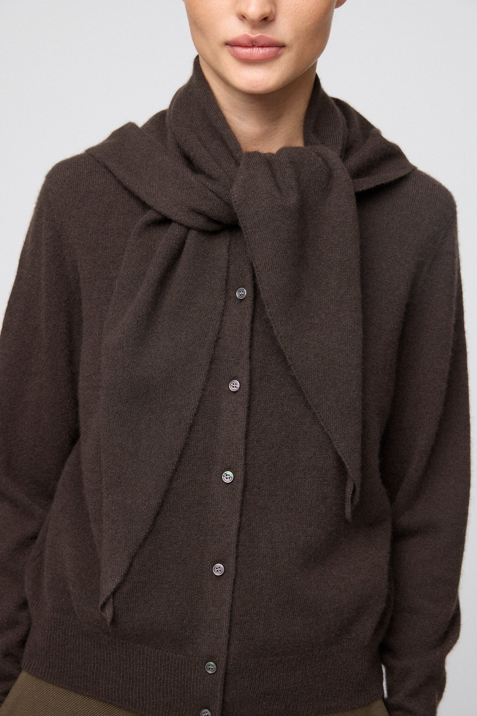 Memoir Cashmere Scarf Chocolate
