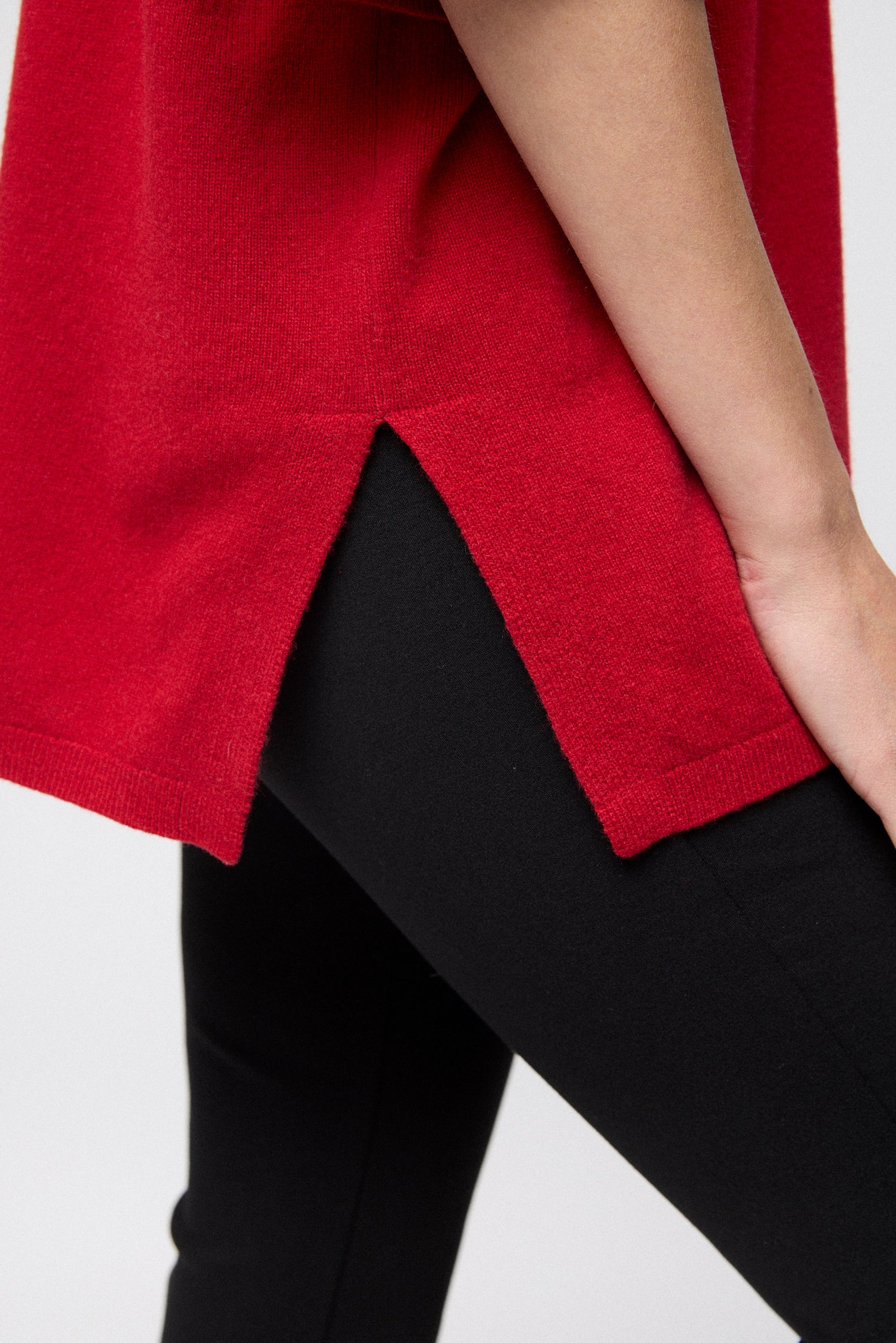 Roma Wool Tee Crimson