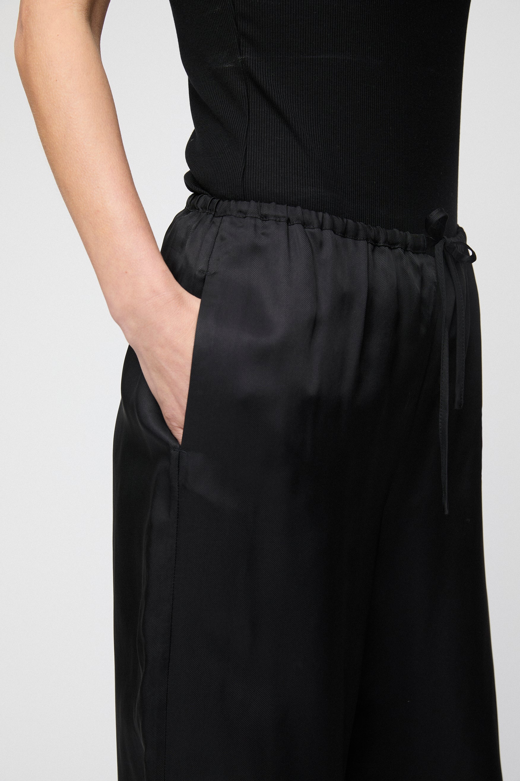 Viscose Twill Siena Trousers Jet Black